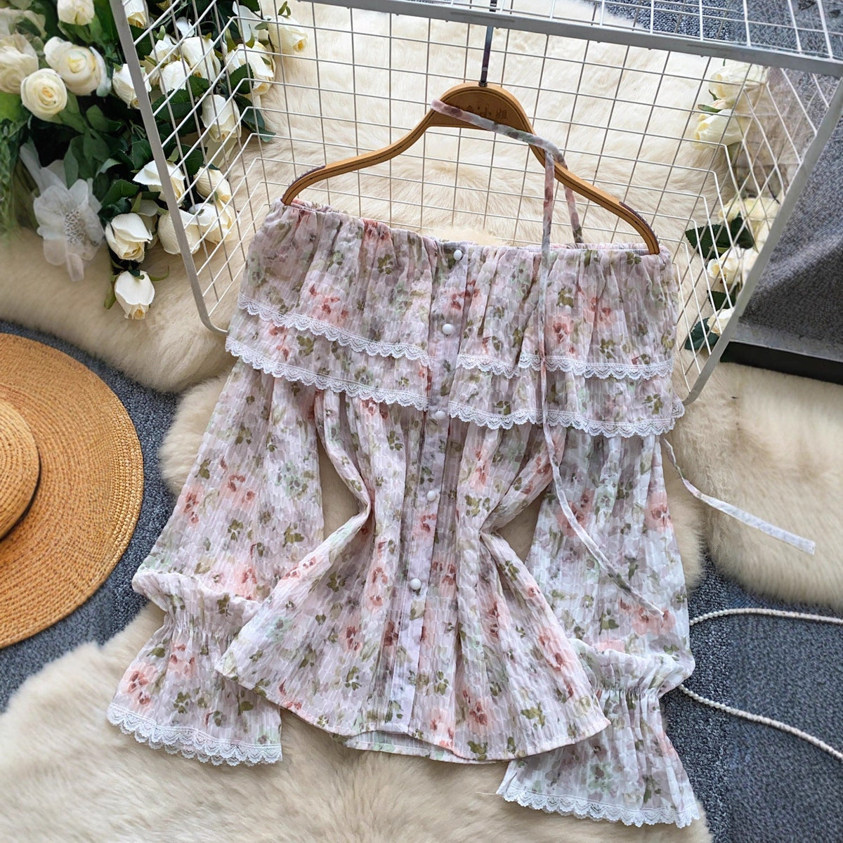 Womens Lace-Patchwork Ruffled Flare-Sleeve Floral Blouse