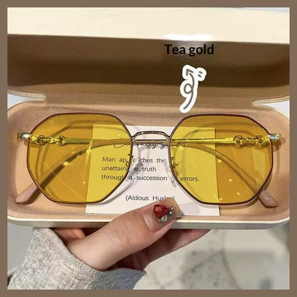 Blue Light Blocking Glare Resistant Night Vision Glasses Frame Trendy Plain Face Design