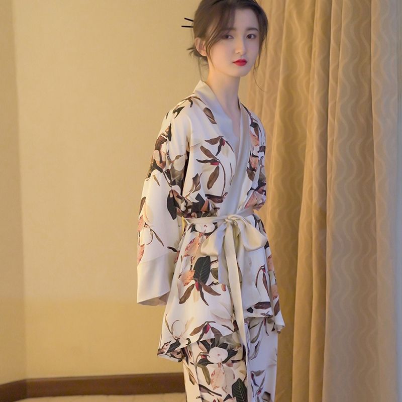 Lightweight Luxury Sleepwear Set With A Robe And Trousers