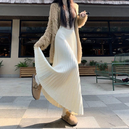 Pleated Knit Skirt AutumnWinter High-Waisted Stretchy Hip-Covering Long Flared Style