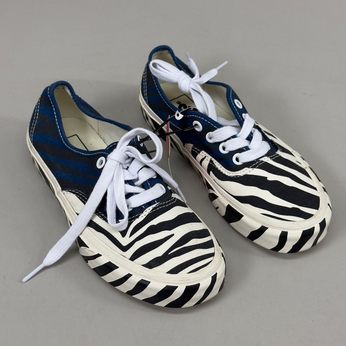 VANS Animal Classic Zebra Slip-On Sneakers Women's Sz 5.0 Men's 3.5 Blue/Black