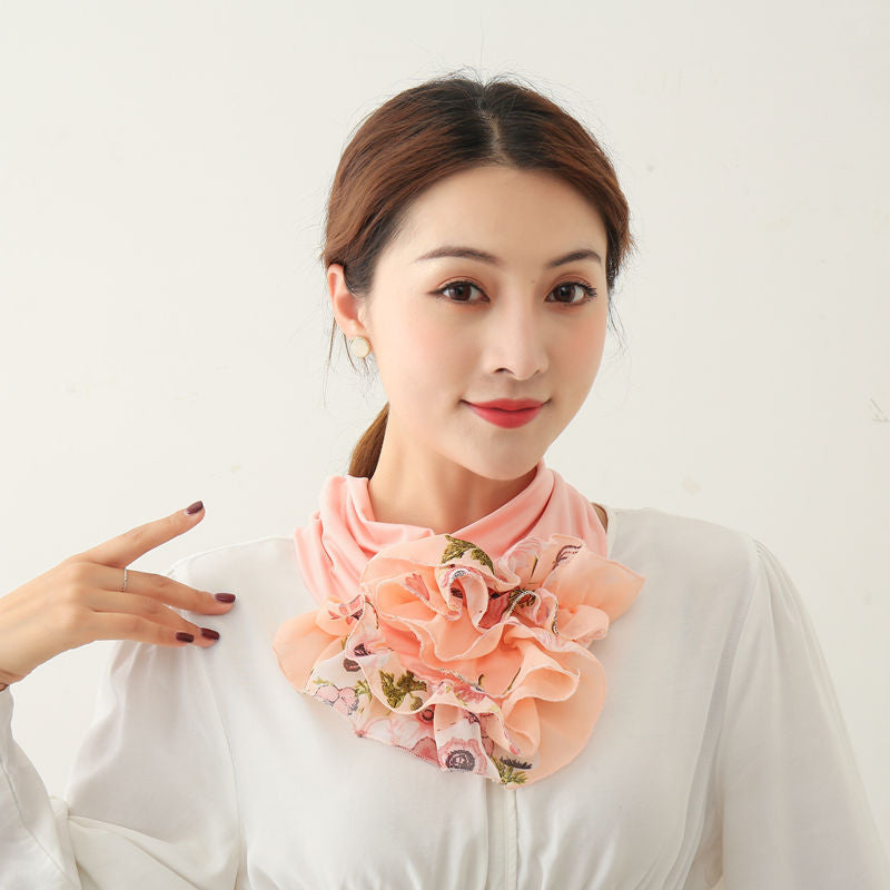 Women's bib scarf