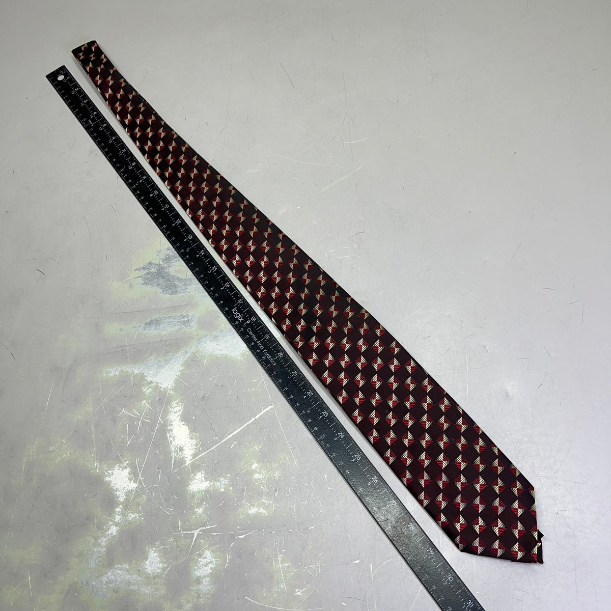 ALEXANDER JULIAN COLOURS Square Pattern Made Tie 64" Maroon/Red/Yellow