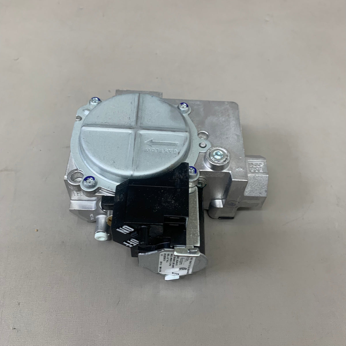 OEM FACTORY AUTHORIZED Furnace Gas Valve Replacement Part 7"x7"x3" Grey/Black EF32CW210