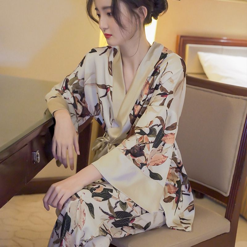 Lightweight Luxury Sleepwear Set With A Robe And Trousers