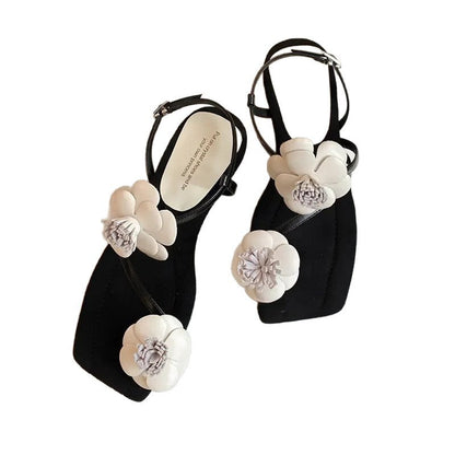 Square-toe Camellia Single-strap Sandals