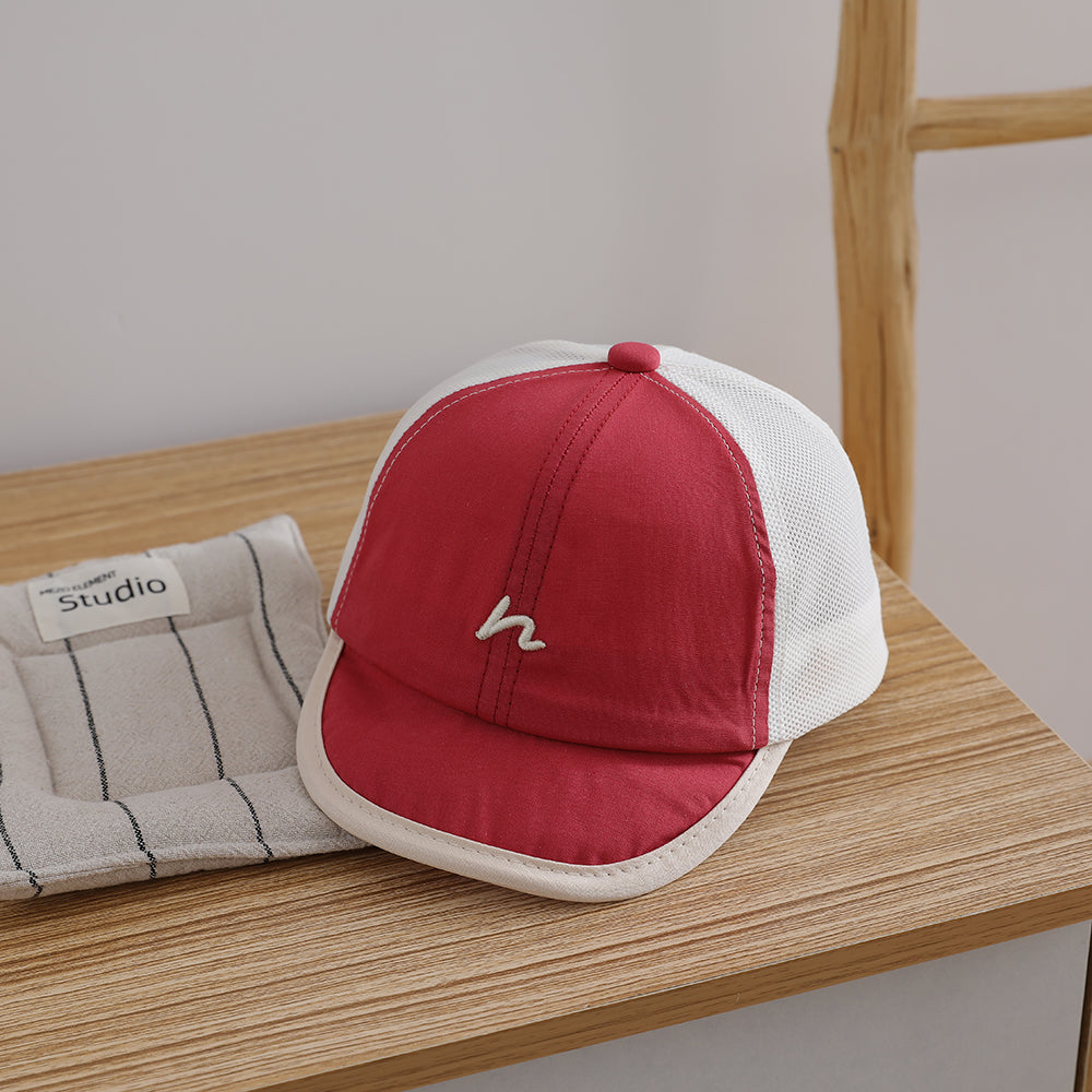 Children's Short Brimmed Baseball Cap With Mesh Surface For Ventilation And Sun Protection, Suitable For Spring And Summer, Outdoor Sun Protection Baseball Cap.