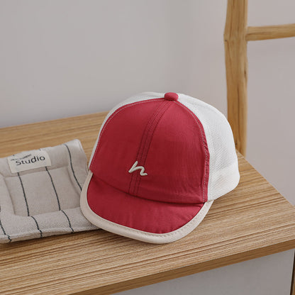 Children's Short Brimmed Baseball Cap With Mesh Surface For Ventilation And Sun Protection, Suitable For Spring And Summer, Outdoor Sun Protection Baseball Cap.