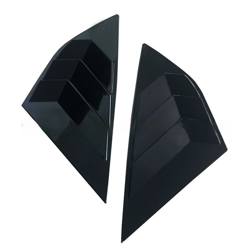 Decoration Of Triangular Window Behind Blinds