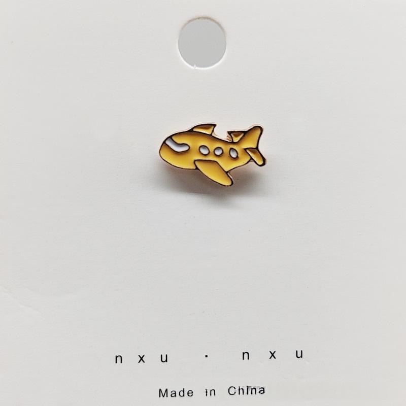 Creative And Adorable Brooches In Various Designs Featuring Animals, Flowers, And Fruits