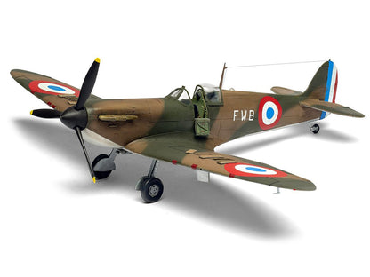 Level 2 Model Kit Supermarine Spitfire Mk.I Fighter Aircraft with 3 Scheme Options 1/48 Plastic Model Kit by Airfix