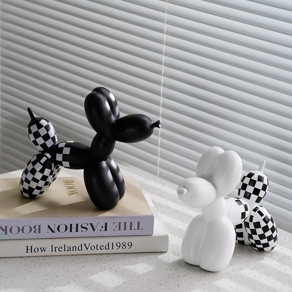 New black and white plaid balloon dog ornaments creative TV cabinet wine cabinet living room porch resin crafts