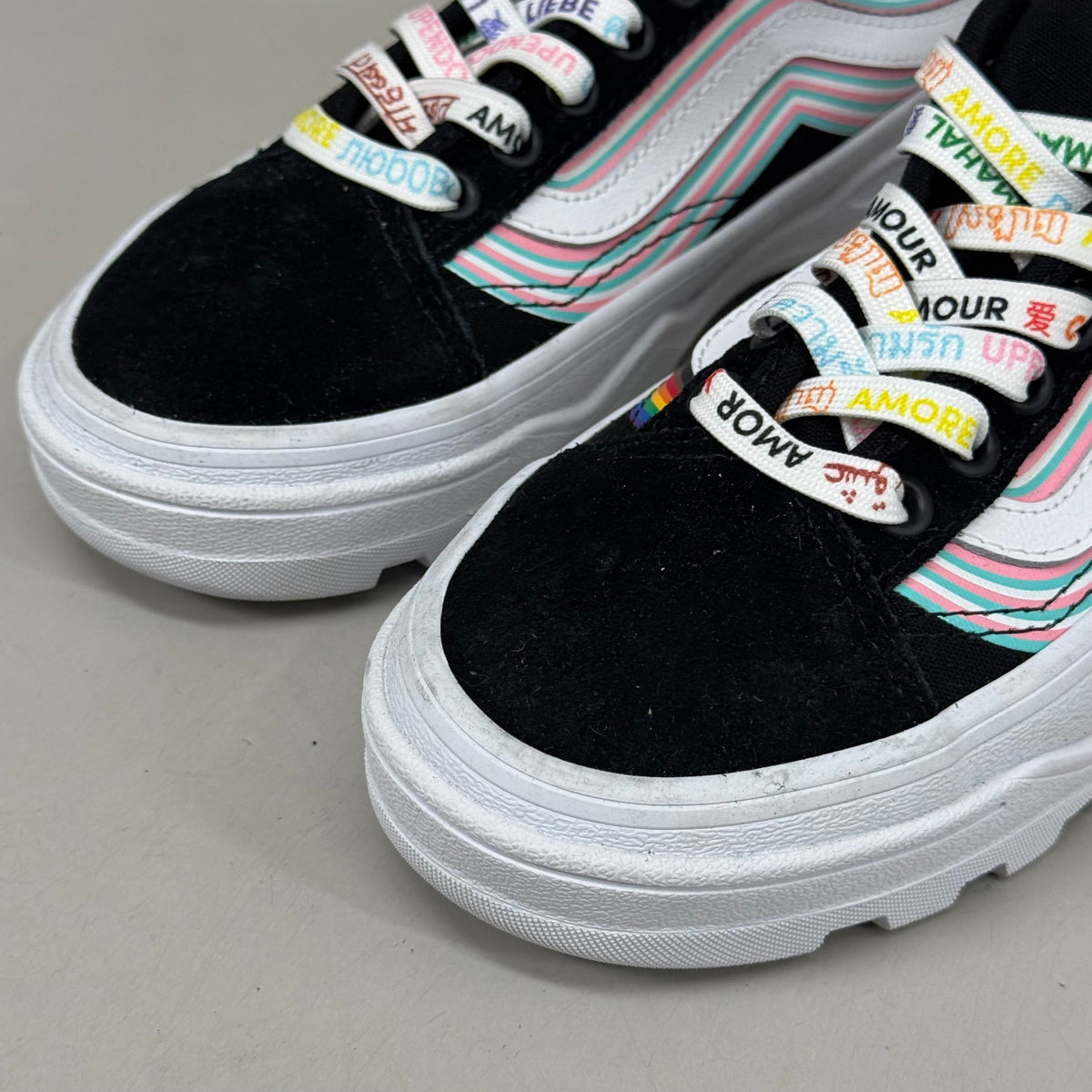 VANS Old Skool Sentry WC Pride Sneaker Women's 5.0 Men's 3.5 Rainbow/Black/White