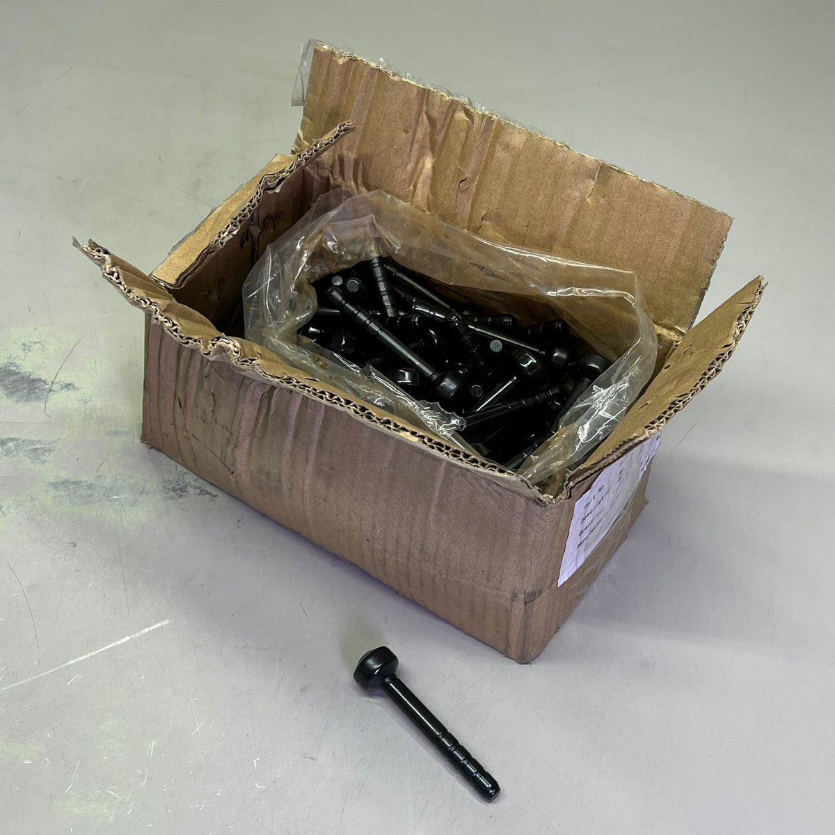VMI (100 PACK) Spin Lok Bolts V9254520-TFF