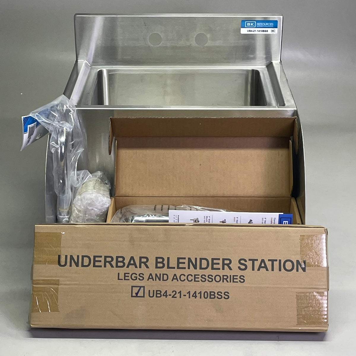 BK RESOURCES Blender Station 18"W x 21-1/4"D Steel UB4-21-1410BSS