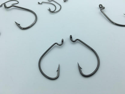 Rompin 20pcs/lot Black Nickel Crank Fishing Hooks High Carbon Steel Worm Sharp Barbed