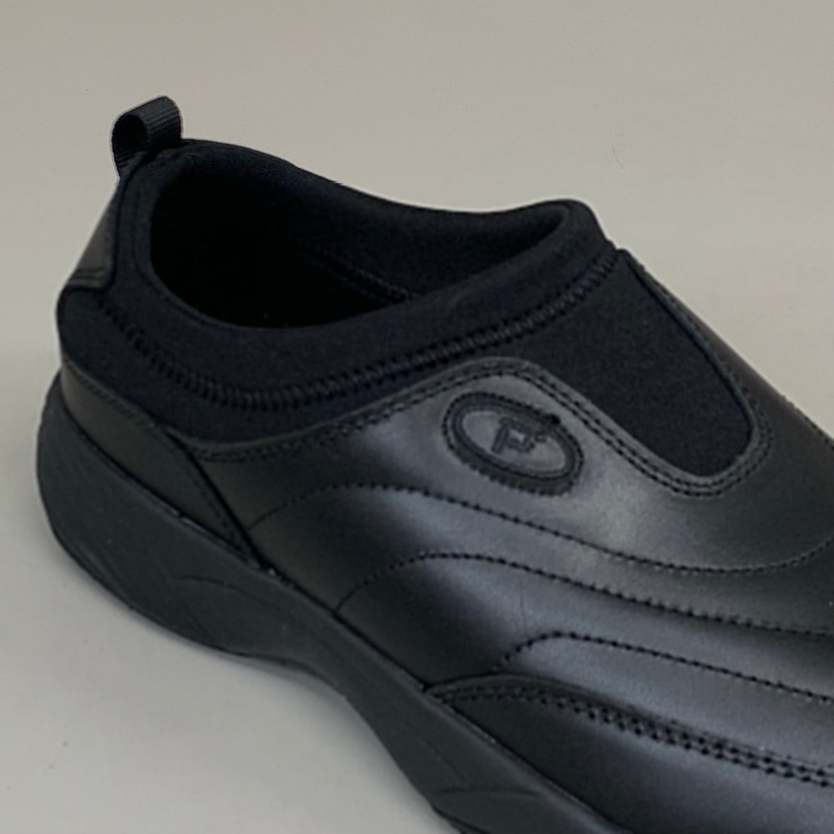 PROPET Wash & Wear Slip-On II Shoes X(2E) Women's SZ 11 SR Black W3851SBLX-11