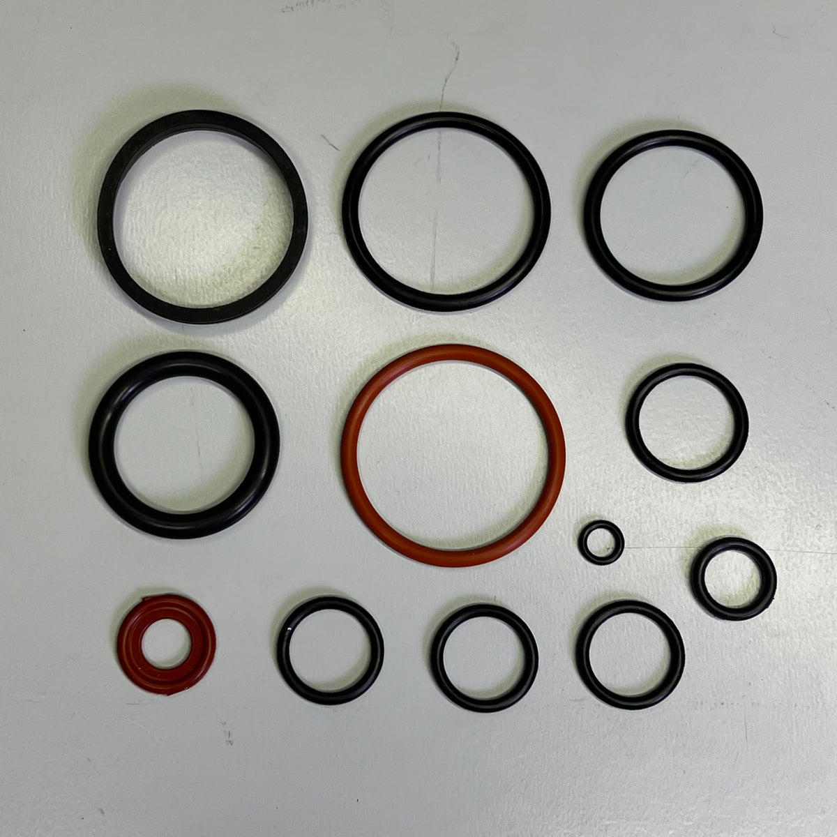 MAHLE Engine Gasket Set For Camaro 2000-02 & Firebird Made In USA 95-3558