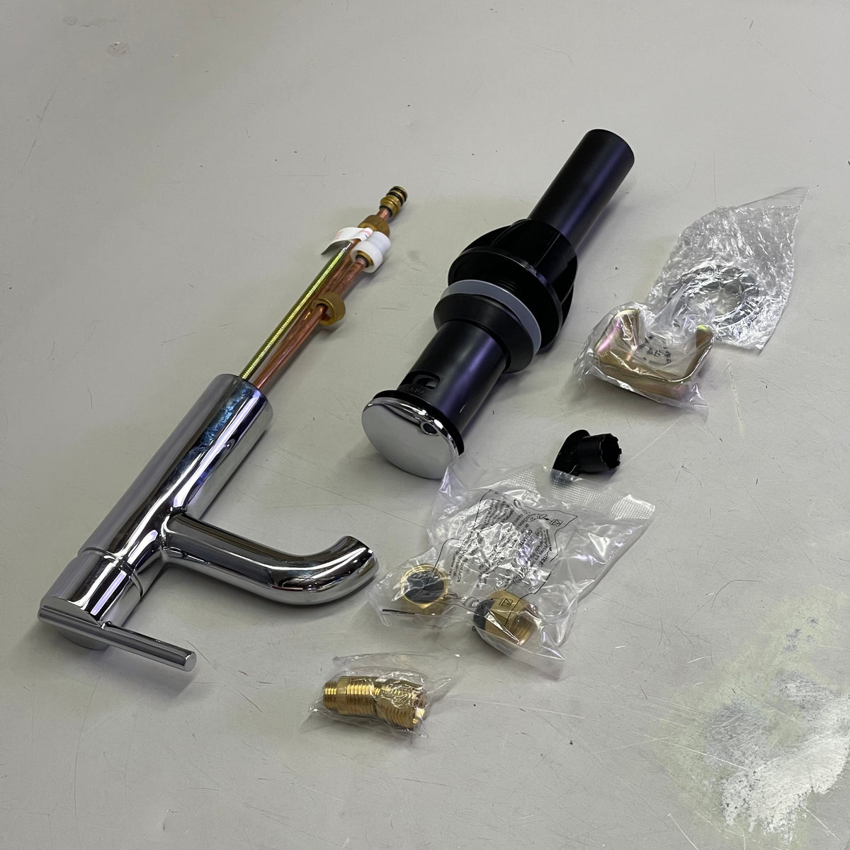 PFISTER Brislin Single Control Bathroom Faucet Polished Chrome LG42-BI0C