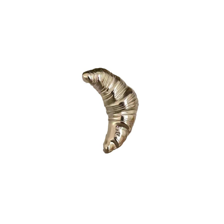 Croissant corsage brooch high-end female design niche silver croissant internet celebrity couple badge