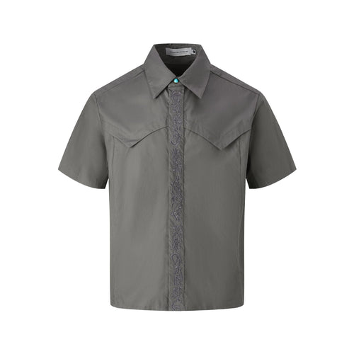 Embroidered short sleeved shirt men's loose shirt