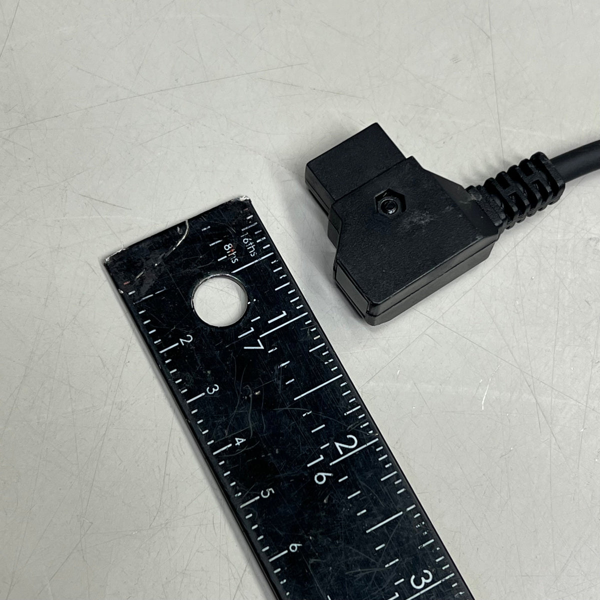 SELENS Elbow D-Tap To 0B2 2-Pins Power Cable 1.5m  Black/Grey DTAP-OB2-1.5-SH BH