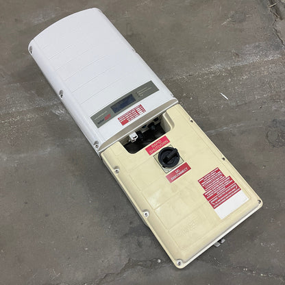 SOLAREDGE Storedge Inverter Equipment SE3800A & BCU-1PH-USS (For Parts, Not Tested)