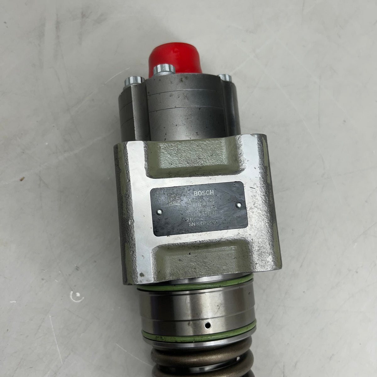 BOSCH Locomotive Fuel Injection Pump 15" Grey 332X116R (Distressed Packaging)