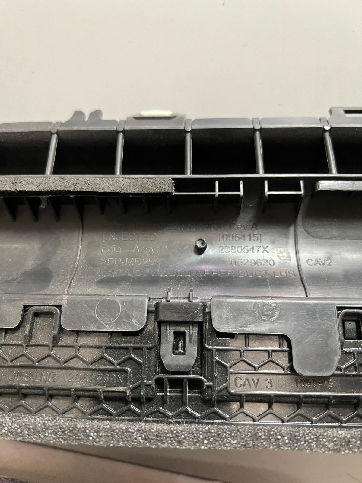 TESLA MODEL 3 19-21 Front Driver Side Dash AC Air Vent Duct Black 2080547X