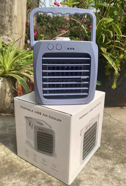Mini spray Air Cooler Household Desktop Small Air Cooler USB Portable Mobile Air Conditioner Fan