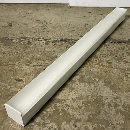 ILP Linear LED Strip Light Sz 4' L x 3.5" W, DSC4-4LHE-U-930-FFLGR-NEKO