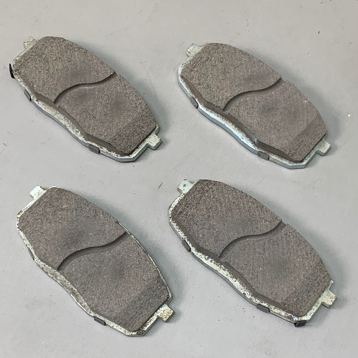 WAGNER OEx Premium Ceramic Disc Brake Pad Set 5" x 2 1/2" OEX1397