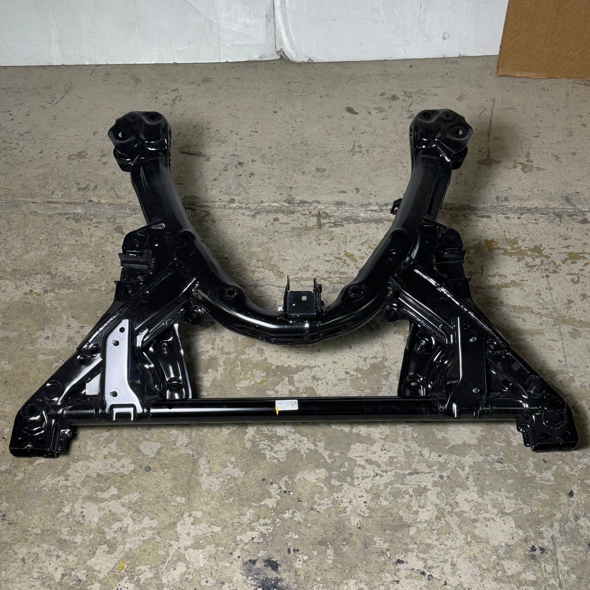 DYNA-MIG 1 Front Subframe Assembly Sz 44” L x 30” H Black Y FSF