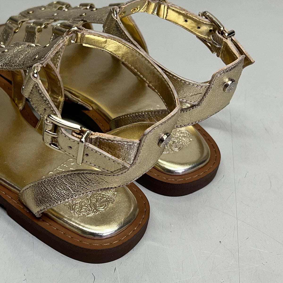 VINCE CAMUTO Leather Studded Gladiator Sandals Women's Sz 8.5M Egyptian Gold