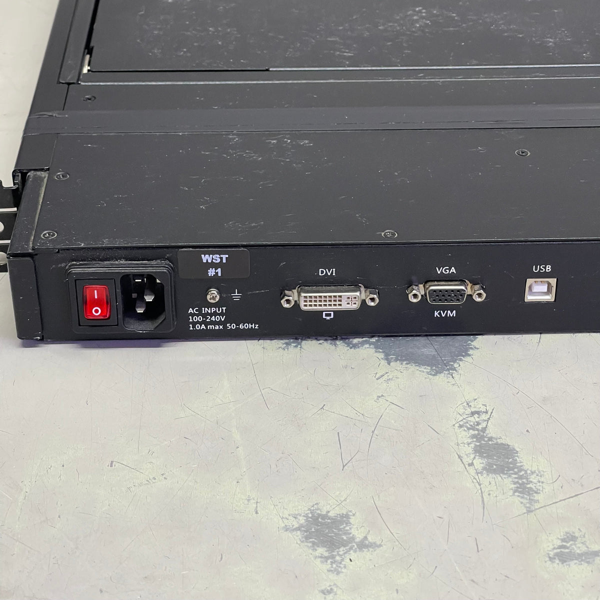 RARITAN Rackmount LCD KVM Console T1700-LED (Used)