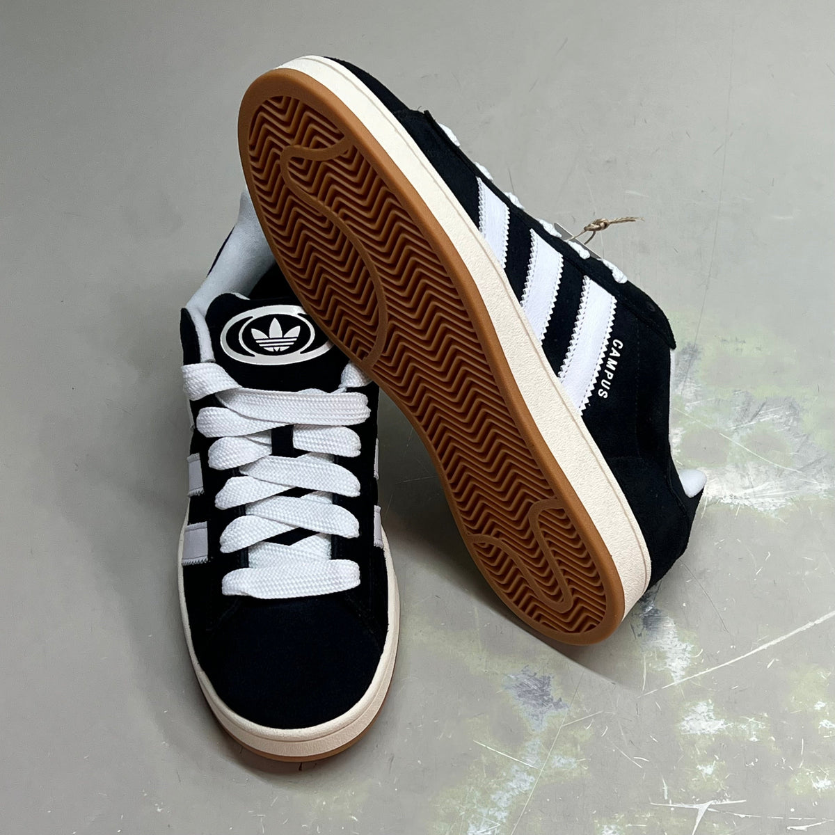 ADIDAS Campus 00s Fat Lace Sneaker Men's Sz 10 Core Black/Cloud White/Off White