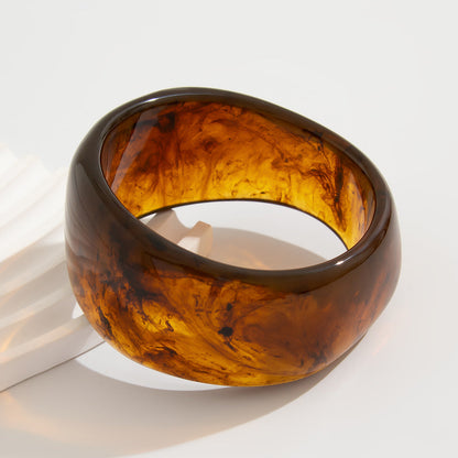 Vintage Irregular Dyeing Bracelet Round Wide Face Acrylic Bracelet for Women