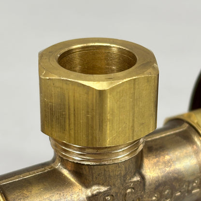 BRASSCRAFT  Dual Shut Off Outlet Stop 1/2" NOm CMP In X 3/8" OD COMP CR1901DVSXR