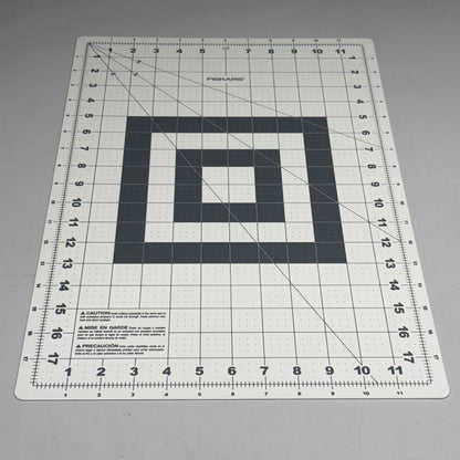 FISKARS (3 PACK) 12 x 18in Double Sided Cutting Mat