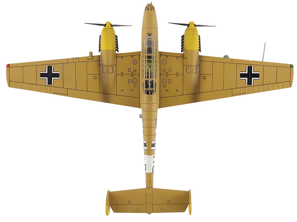Messerschmitt BF 110E-2 Trop Fighter Aircraft "3U+AR 7./ZG26 Italy" (1941) German Luftwaffe "Air Power Series" 1/72 Diecast Model by Hobby Master