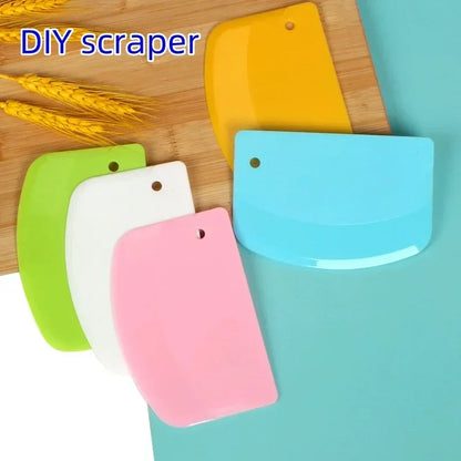 Plastic Cake Scraper Dough Cutter for Baking and Cake Decorating