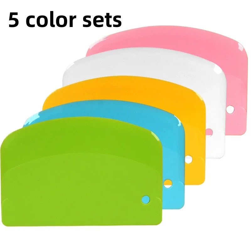 Plastic Cake Scraper Dough Cutter for Baking and Cake Decorating