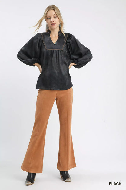 Umgee Crinkle Brocade Long Sleeve Blouse
