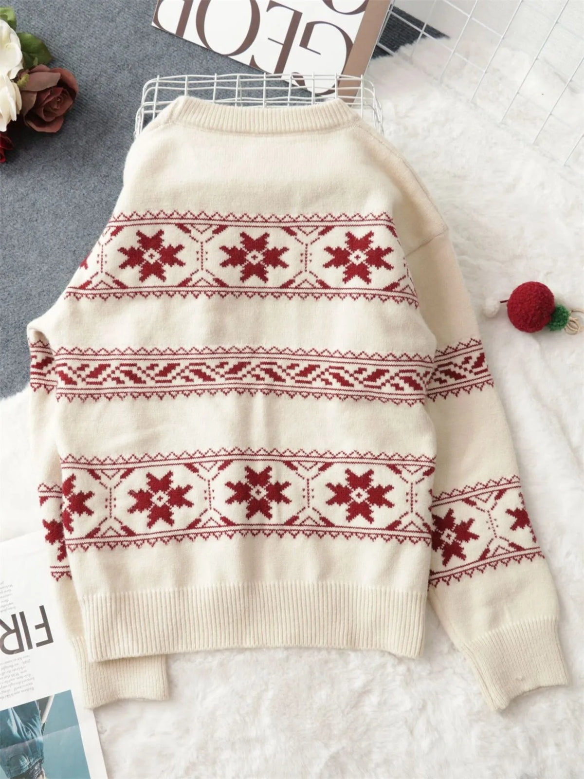 Christmas Snowflake Round Neck Sweater