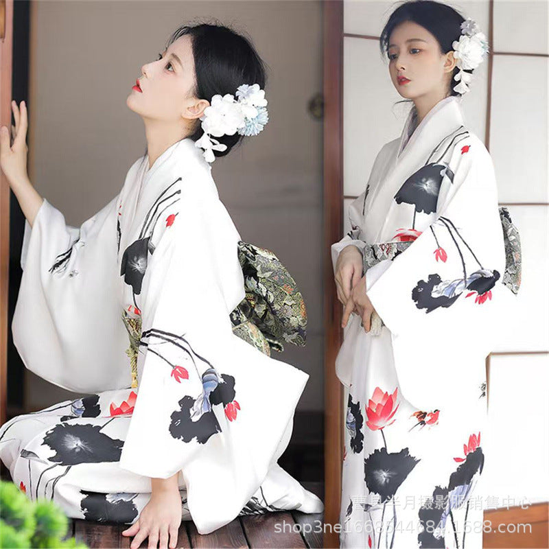 Womens Traditional Dress With Japanese-Inspired Modernization