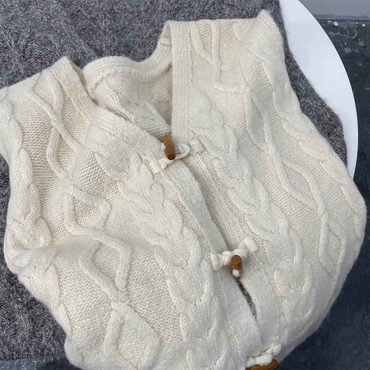 Retro Horn Button V-neck Sweater Vest