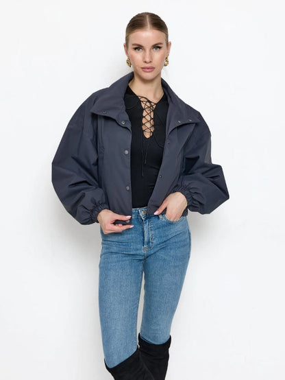 Loose-fitting Cropped Trench Coat For Petite Womens Jackets