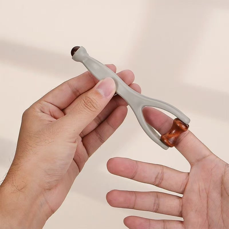 Portable Home Relaxation Solid Wood Finger Roller Massager