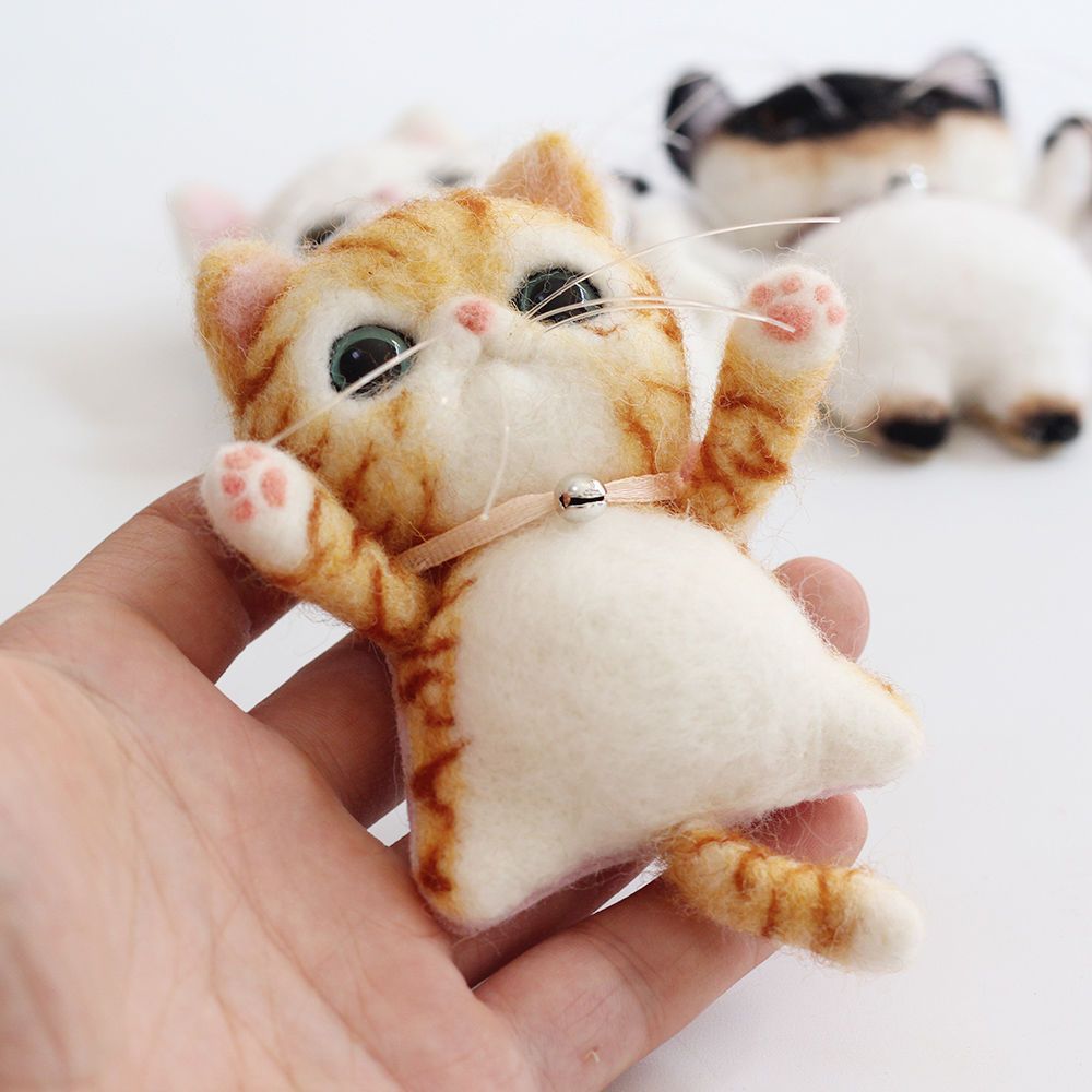 Felted Wool Needle Felting Kit Kitten Brooch