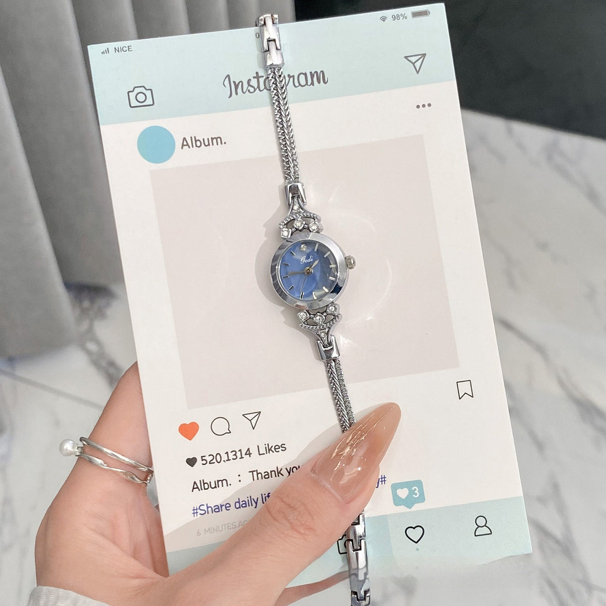 Stylish And Minimalist Alloy Womens Watch